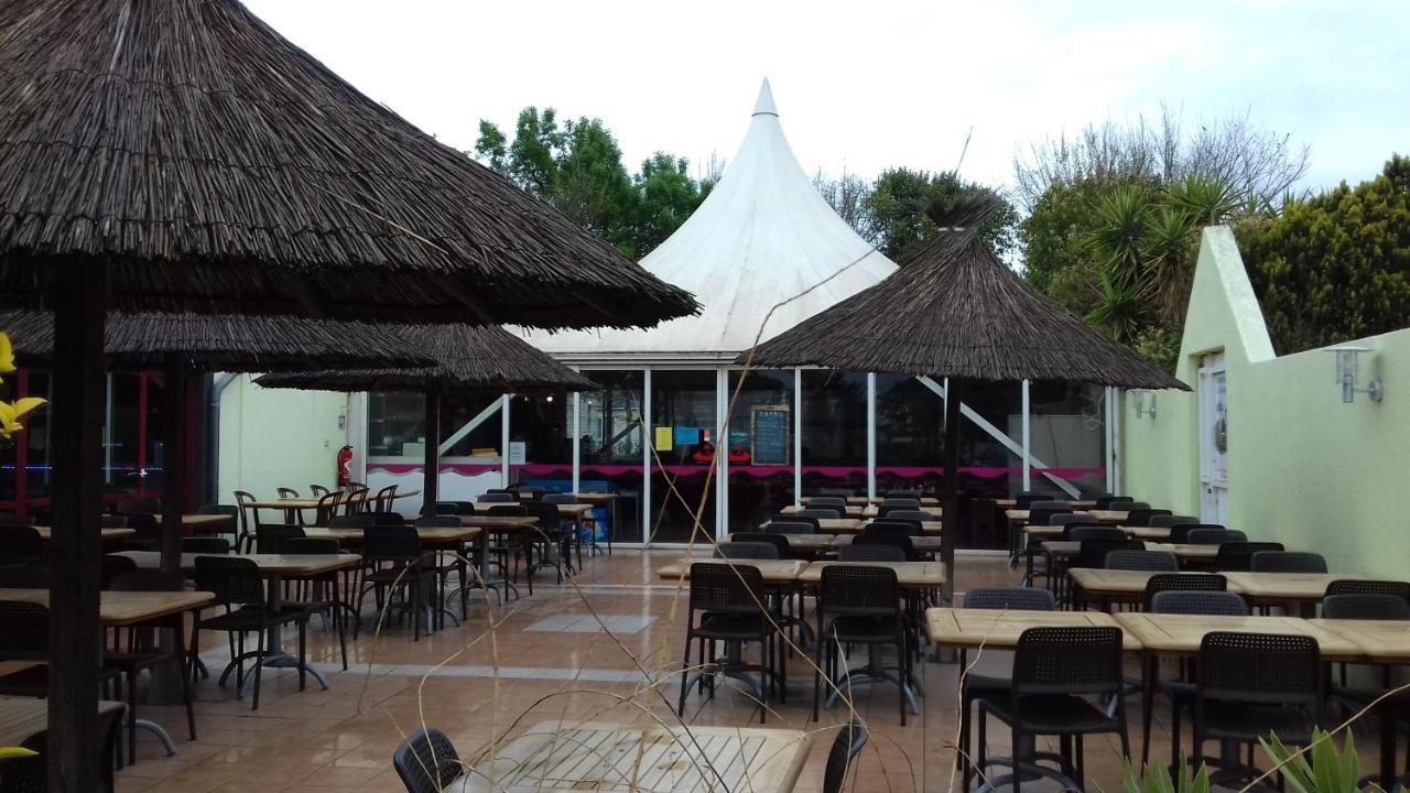 La Carabasse Hotel Vias Ngoại thất bức ảnh