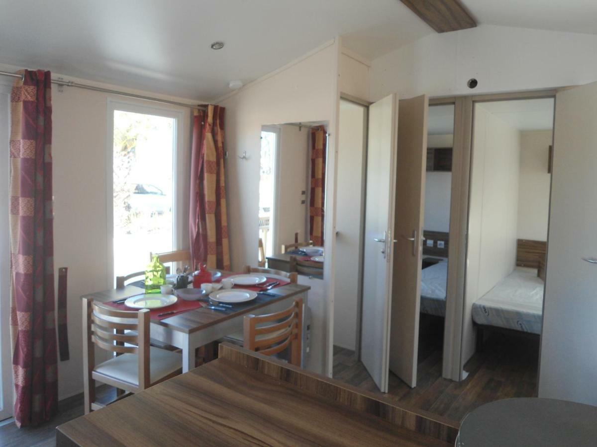 La Carabasse Hotel Vias Ngoại thất bức ảnh